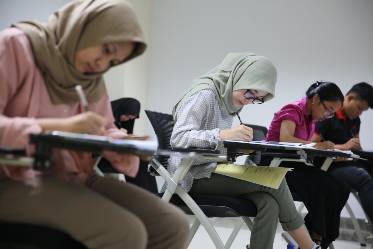 Separuh Mahasiswa PTS Putus Kuliah, Universitas Pertamina Beri Beasiswa Pandemi